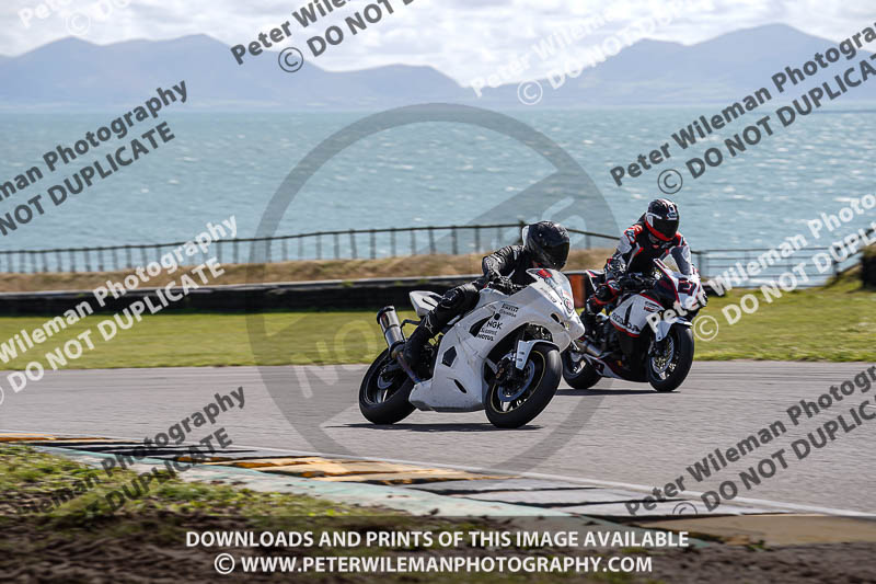 anglesey no limits trackday;anglesey photographs;anglesey trackday photographs;enduro digital images;event digital images;eventdigitalimages;no limits trackdays;peter wileman photography;racing digital images;trac mon;trackday digital images;trackday photos;ty croes